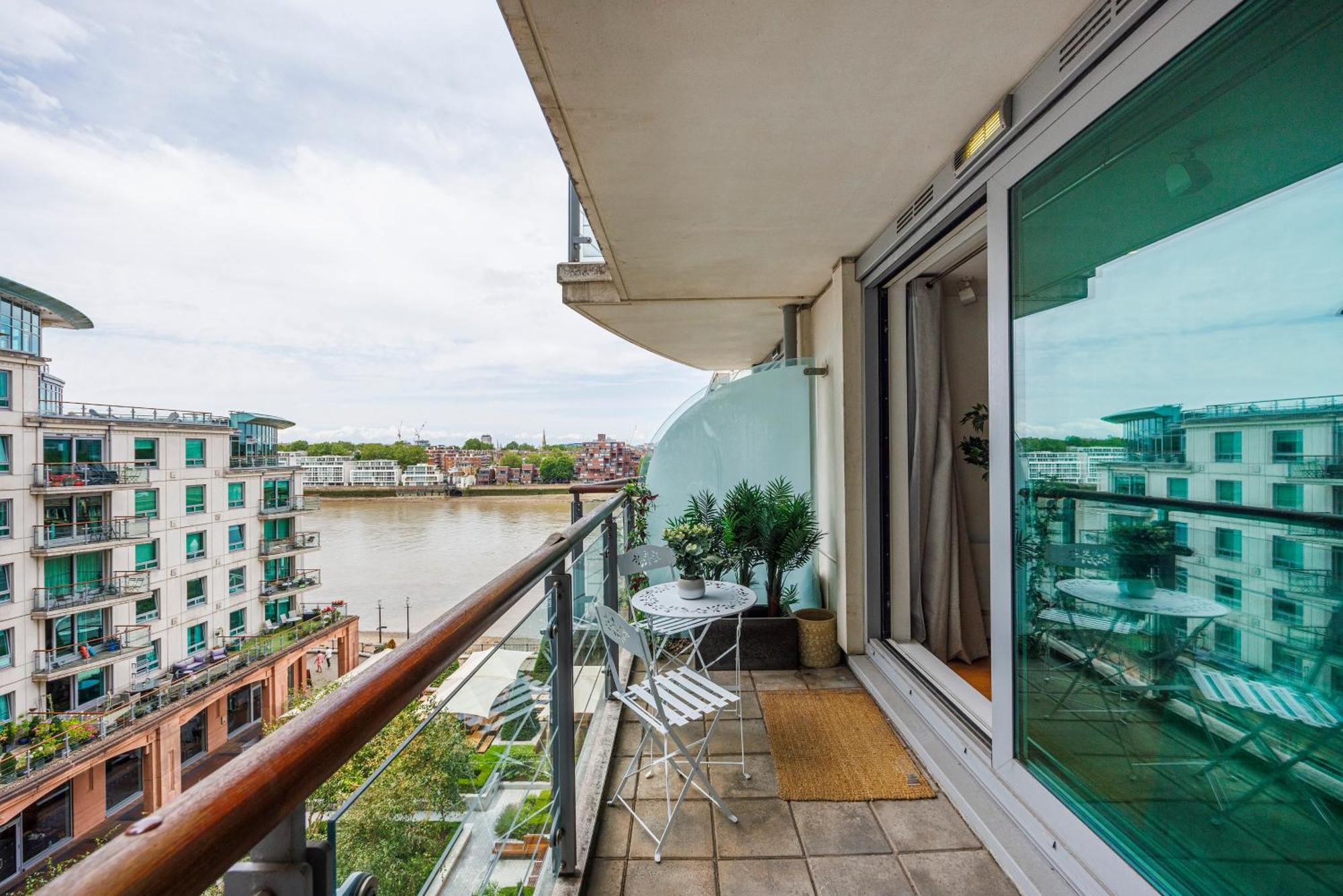 Welcomestay Vauxhall St Georges Wharf 2 Bedroom Apartment London Exterior photo